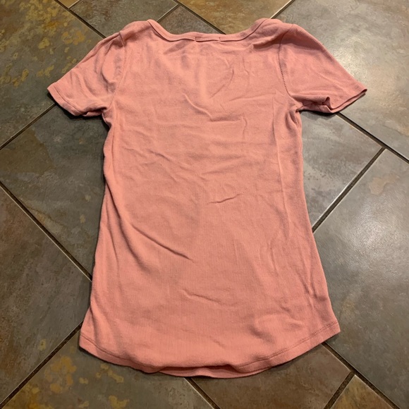 Ambiance Womens M Pink Henley Short Sleeve Tee - Picture 2 of 4